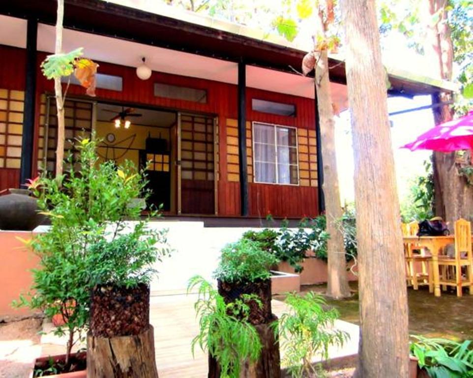 Golden Teak Homestay Mae Rim Ngoại thất bức ảnh