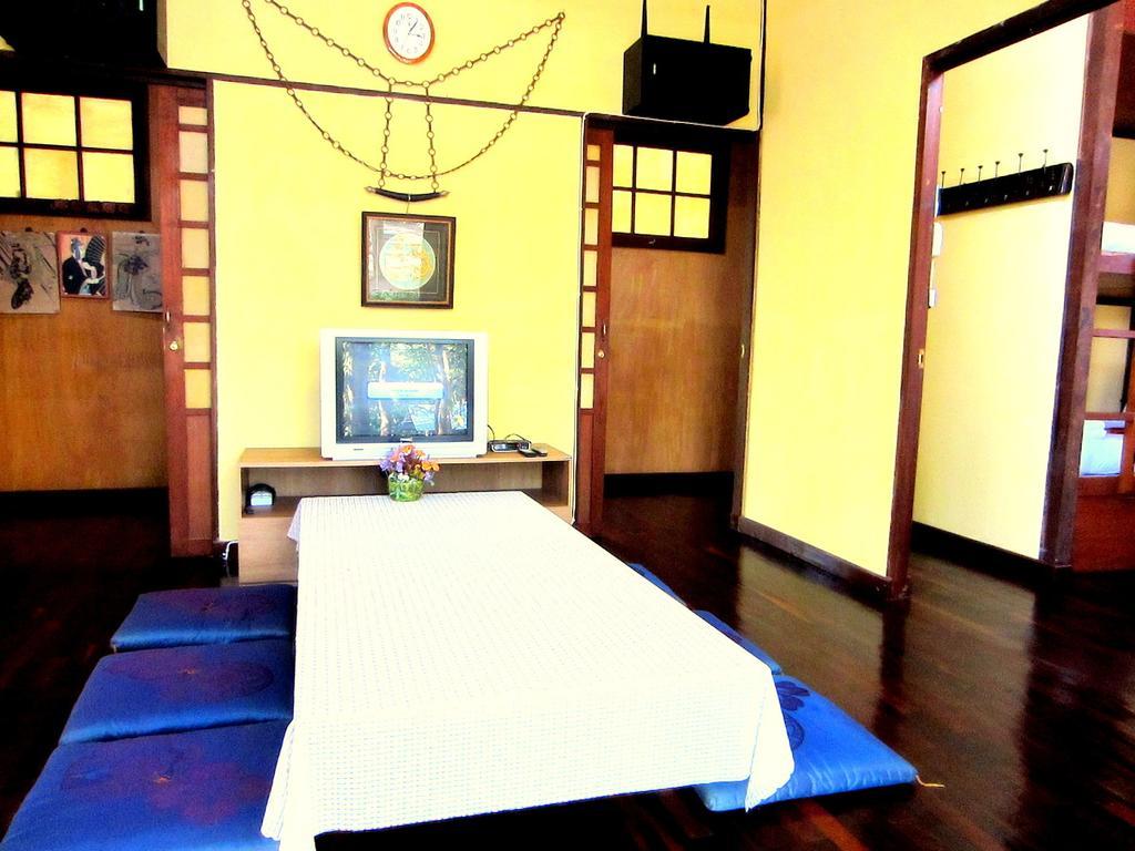 Golden Teak Homestay Mae Rim Ngoại thất bức ảnh