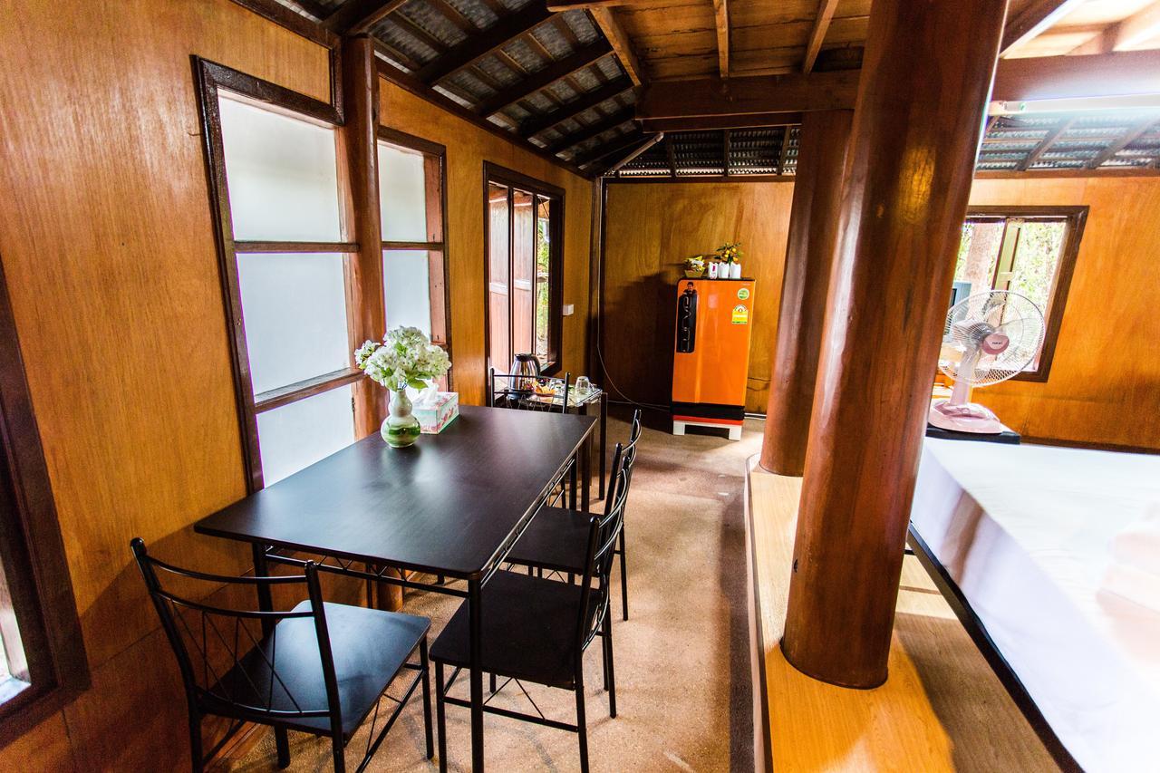Golden Teak Homestay Mae Rim Ngoại thất bức ảnh