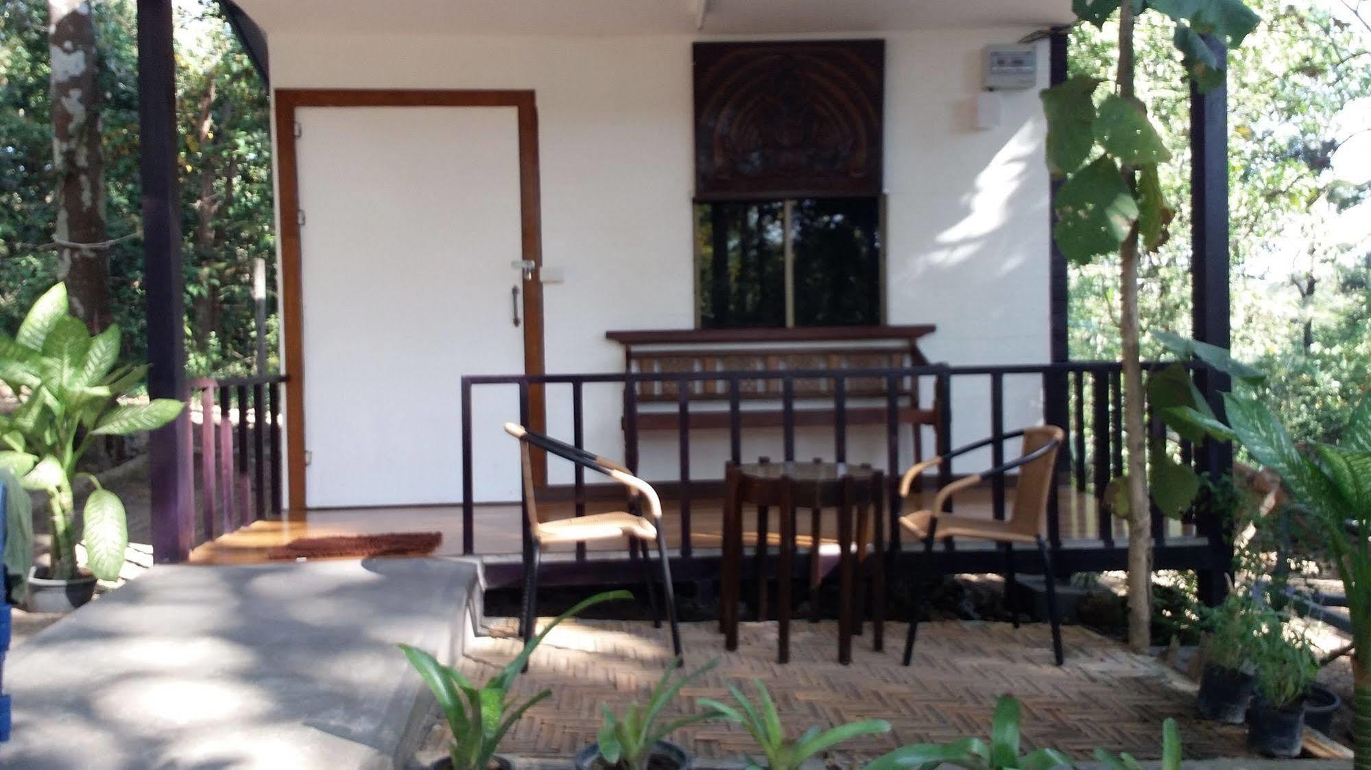 Golden Teak Homestay Mae Rim Ngoại thất bức ảnh